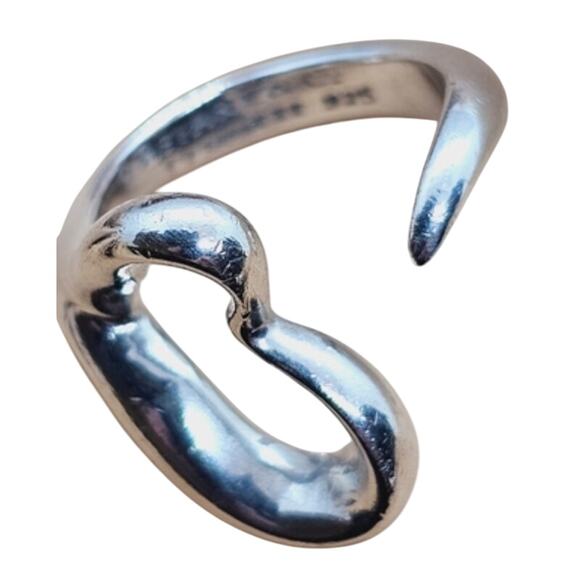 Tiffany & CO open heart ring - Picture 1 of 3